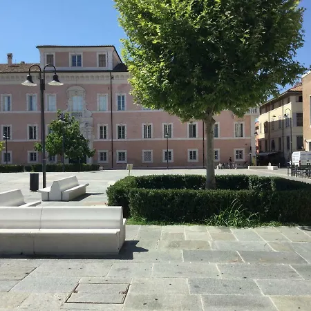 Monolocale Via Rasponi رافيننا