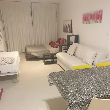 Appartamento Monolocale Via Rasponi