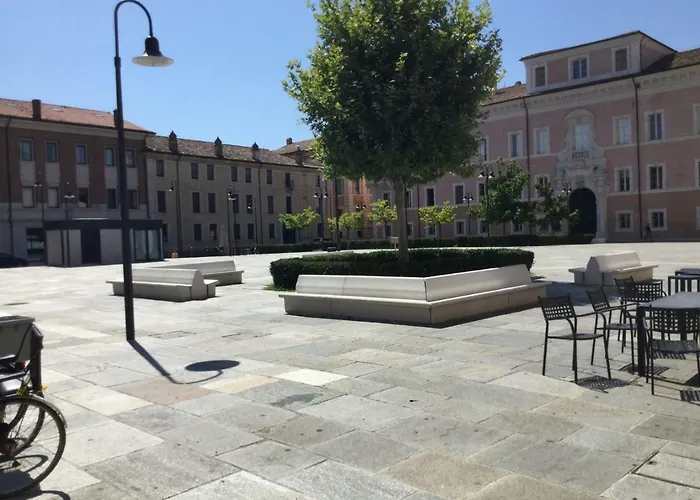 Monolocale Via Rasponi Διαμέρισμα *